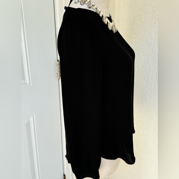 LOFT-PETITES- Black Solid Top, Long Sleeves. Crew Neck.SZ XSP. Button Cl… - Picture 2 of 8